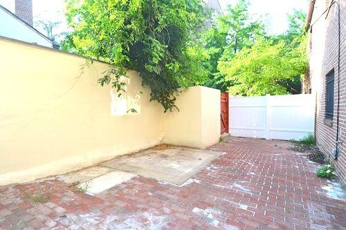 338 S 16th St #A - Photo 3 of 8