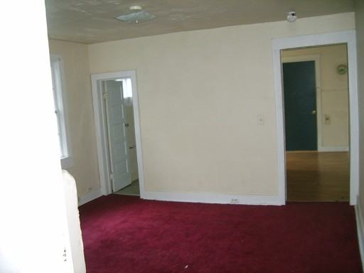 1225 King St - Photo 3 of 4