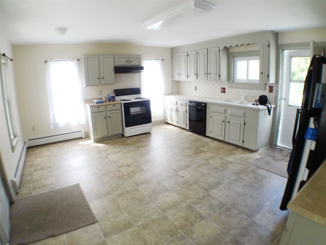 4 Hill St - Photo 2 of 24