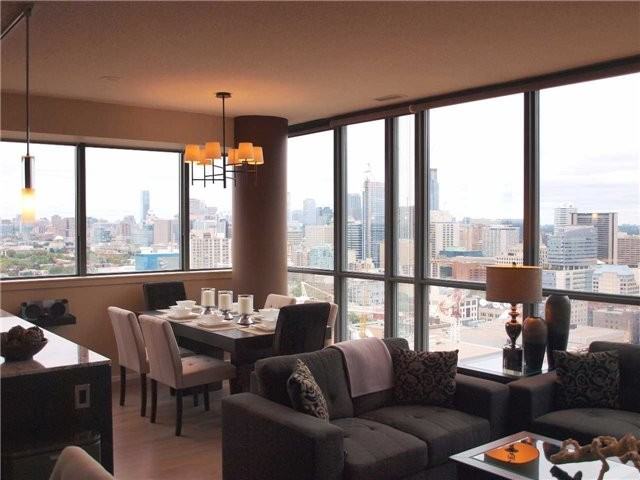 8 Charlotte Street #2603