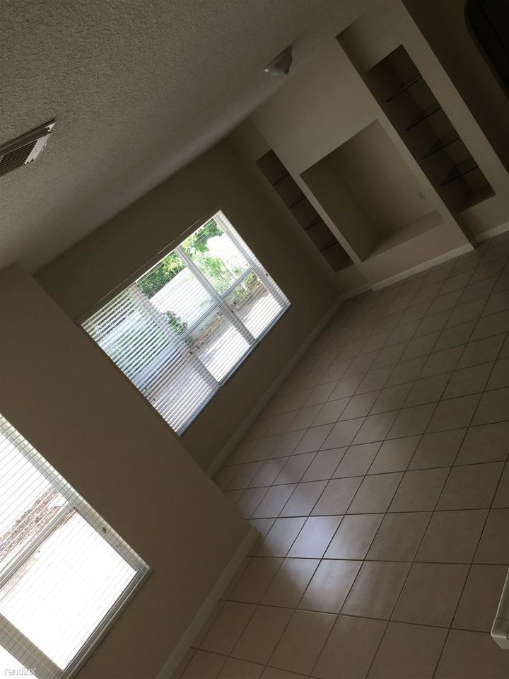 14509 SW 33rd Ct - Photo 3 of 8