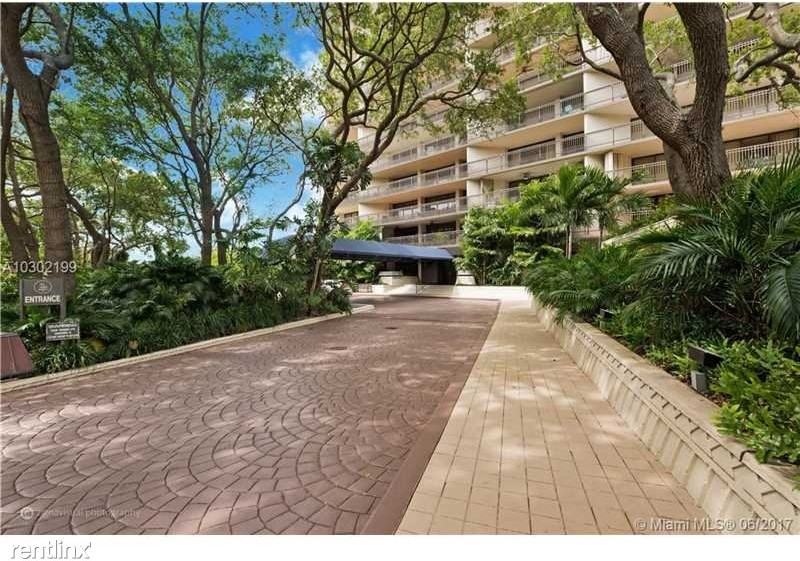 2901 S Bayshore Dr #5F