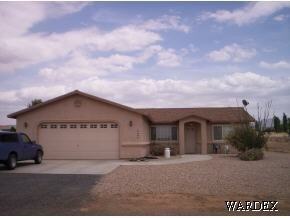 9866 N Whipple Dr - Photo 2 of 7