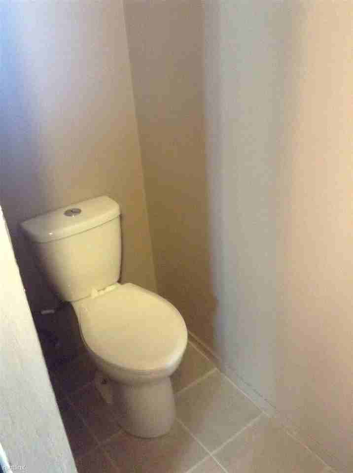 1236 Jeffrey St - Photo 2 of 23