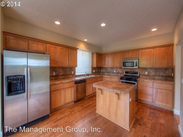 15714 NE 20th Pl - Photo 3 of 15