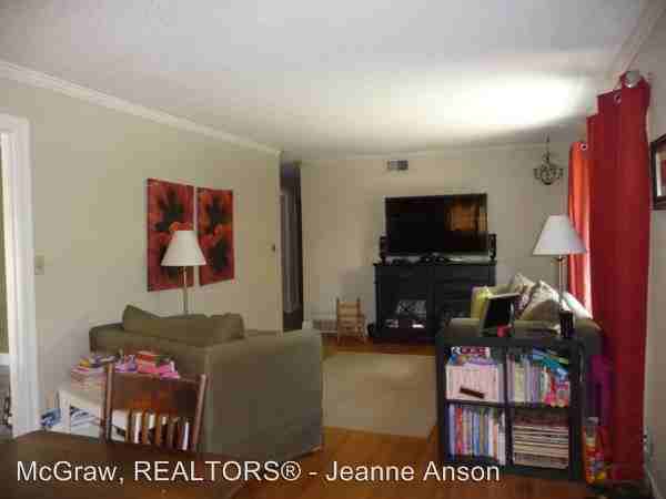 4010 E 52nd St - Photo 2 of 14