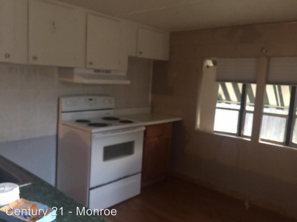 284 Wheeler Rd - Photo 3 of 7