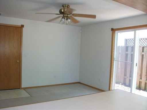 4714 NE 126th Ave - Photo 3 of 8