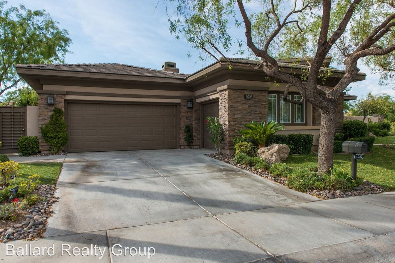 3023 Red Springs Dr - Photo 3 of 35