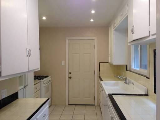 1873 Mark Twain St - Photo 3 of 11