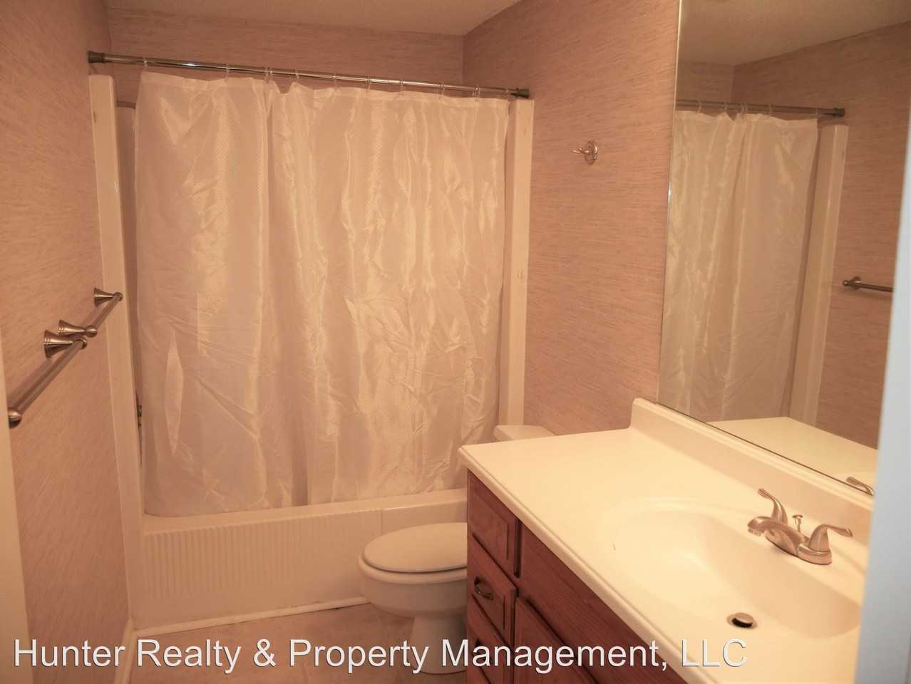 330 Lamplighter Cir - Photo 2 of 12