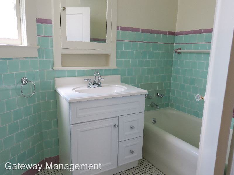 1504 18th Ave - Photo 2 of 21