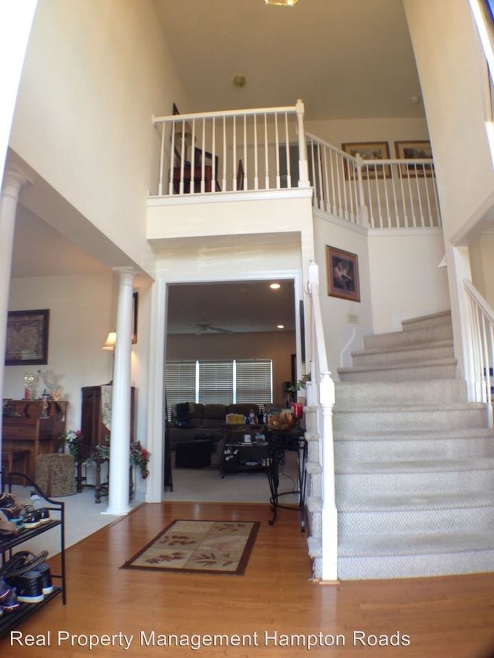 1441 Rivers Edge Trce - Photo 3 of 27