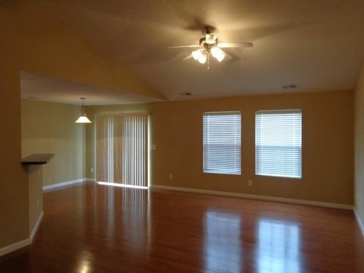 129 Kiowa Trl - Photo 3 of 10