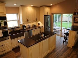 12298 Pleasant Green Way - Photo 2 of 6