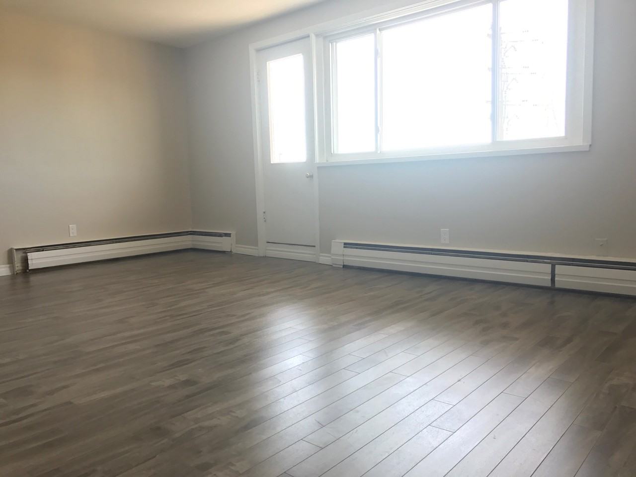 721 Pine Street - Photo 2 of 10