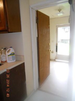 122 S Chehalis St #122 - Photo 2 of 10