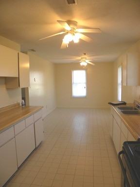 2703 Bunche St - Photo 3 of 10