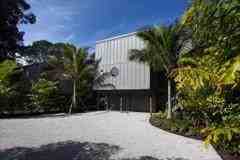 4043 N Shell Rd - Photo 2 of 18