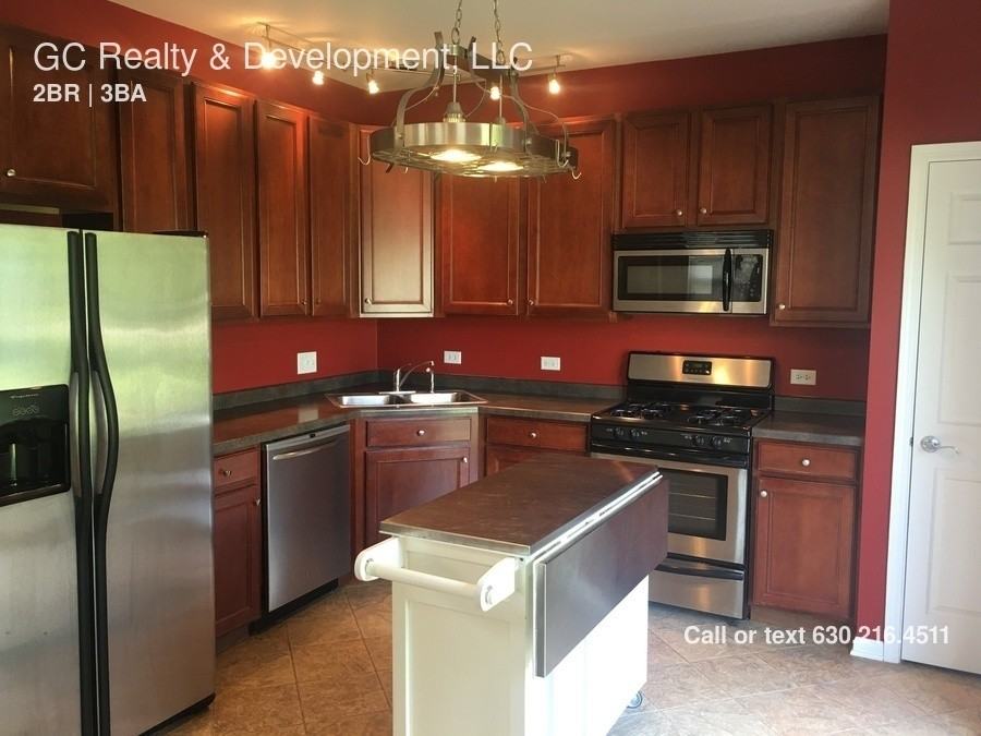 545 Telluride Dr - Photo 2 of 12