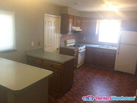 1114 Haley Ave - Photo 3 of 15