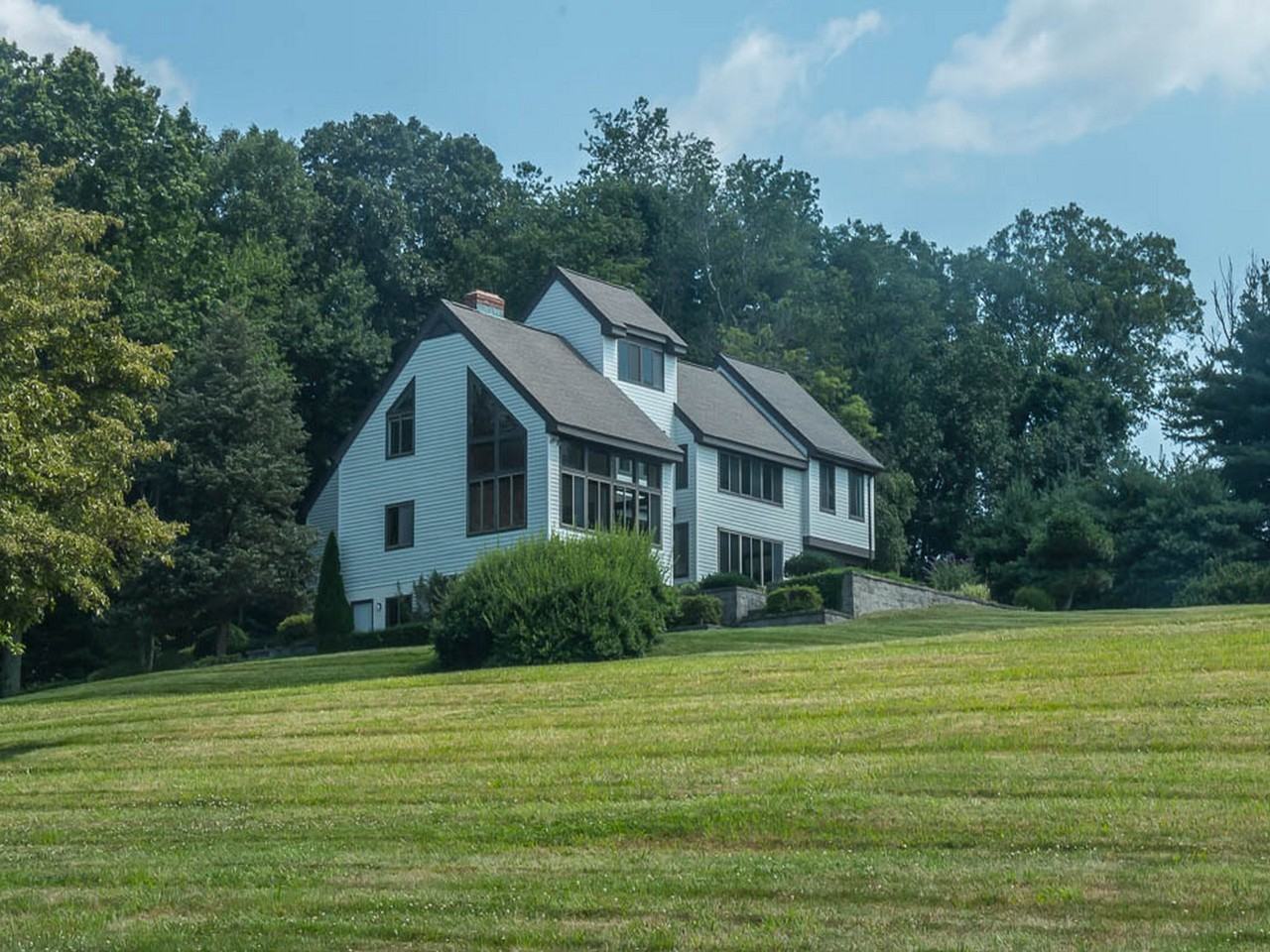 135 Middlebrook Farm Rd - Photo 2 of 19