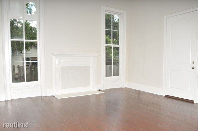 406 W 28th St - Photo 3 of 9