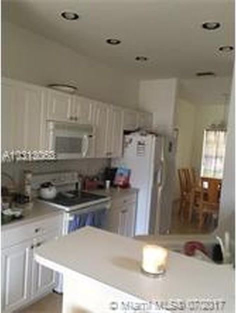 773 NW 170th Terrace - Photo 3 of 7