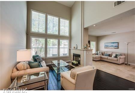 57 Anjou - Photo 2 of 28