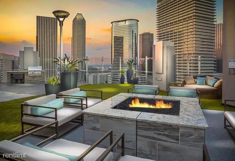 1725 Main St - Photo 2 of 28