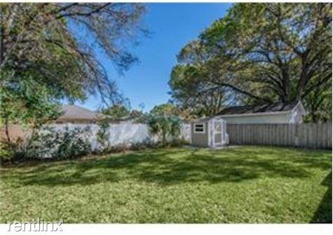 3623 W Gray St - Photo 2 of 10