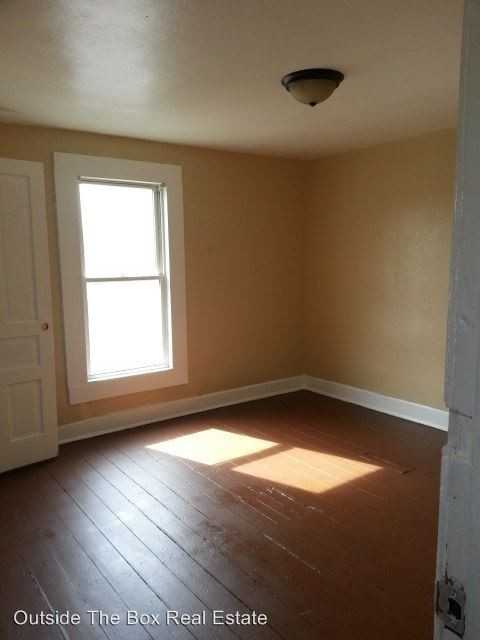 420 Geyer St - Photo 3 of 4