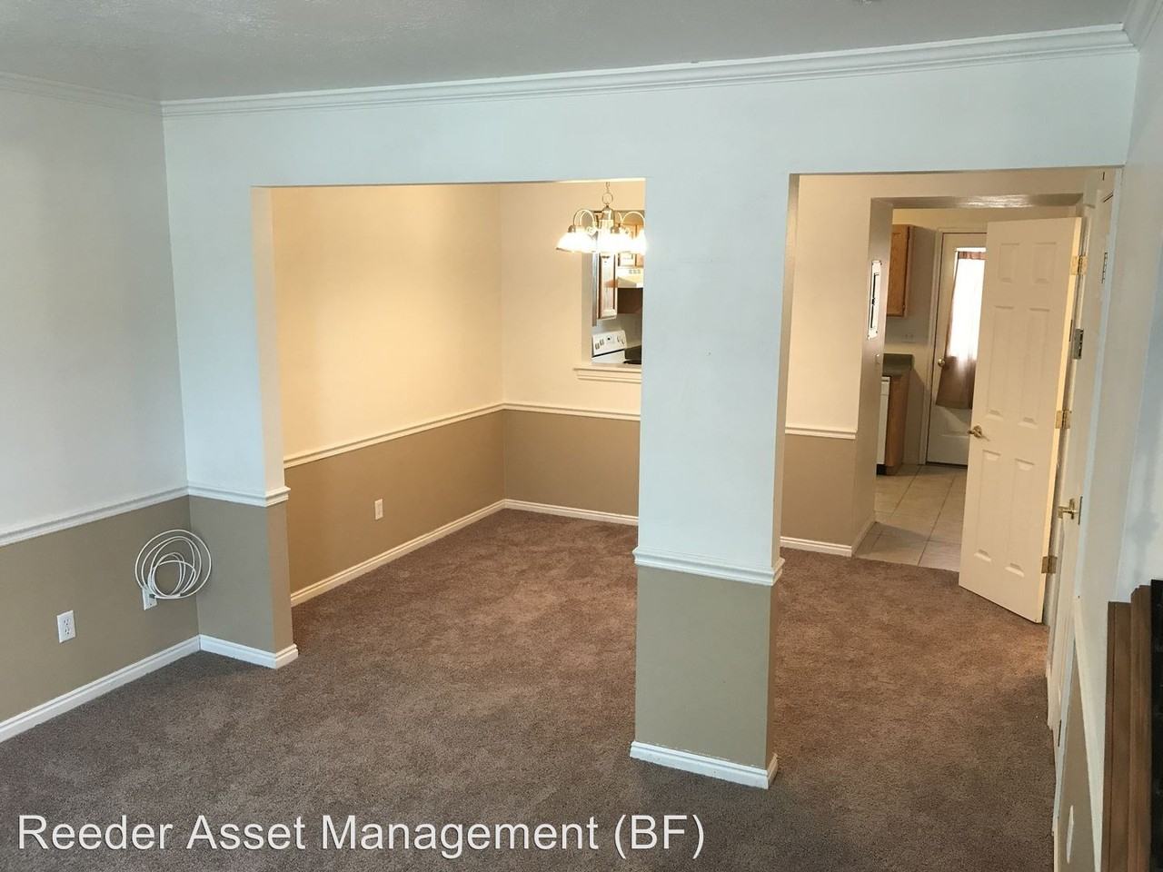 316 Spring Creek Pkwy - Photo 2 of 13