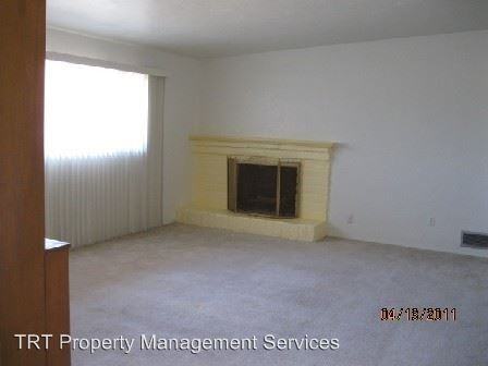 5332 E 3rd St - Photo 3 of 6