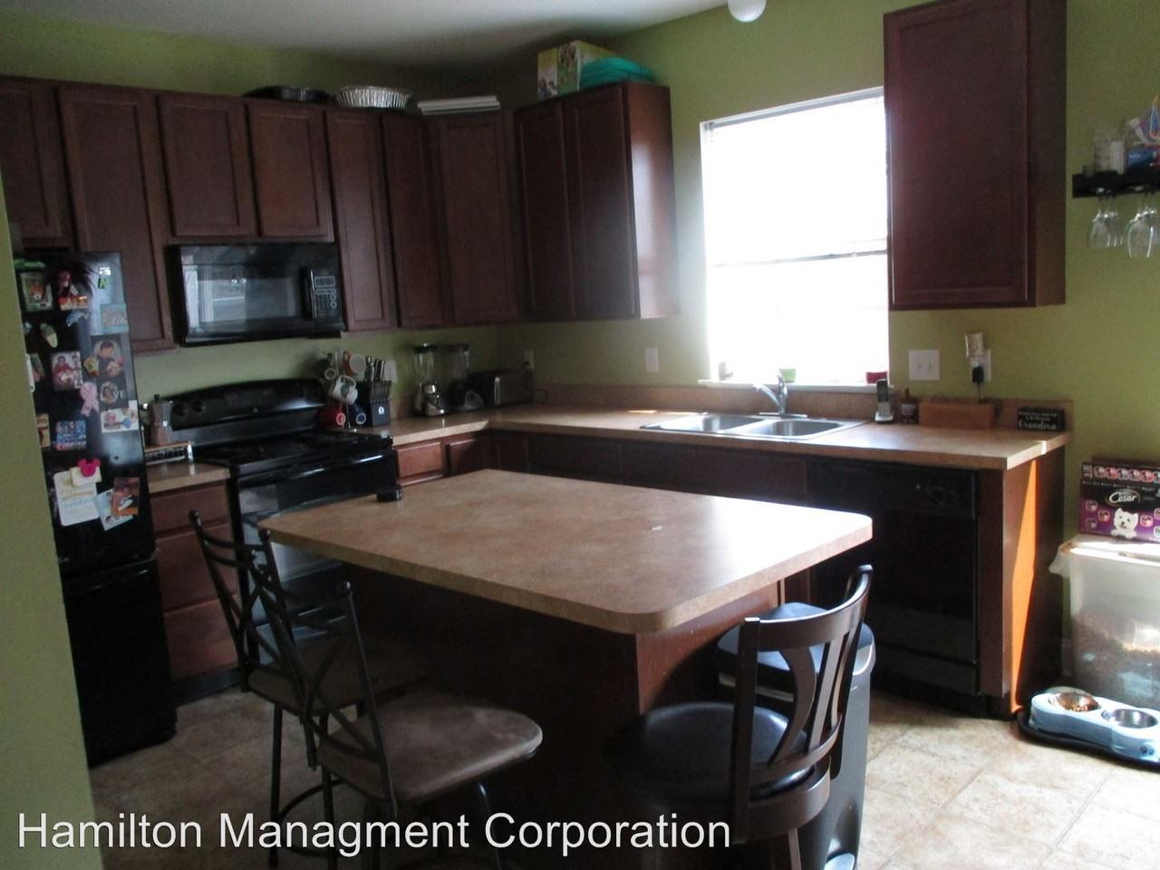 2119 Pyle St - Photo 3 of 12