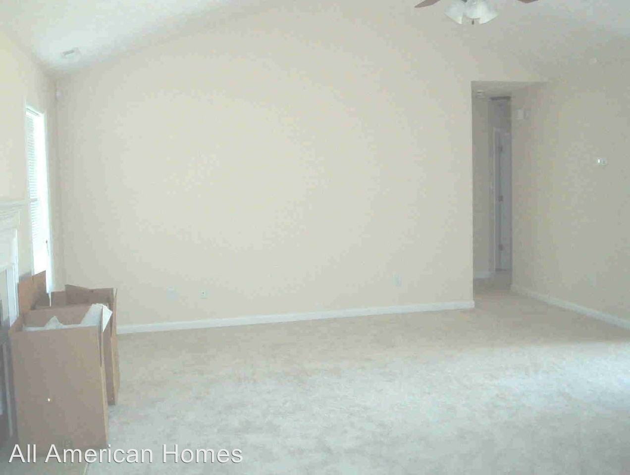 294 Emma Ln - Photo 2 of 9