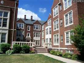 15610 VAN AKEN BLVD UNIT1  