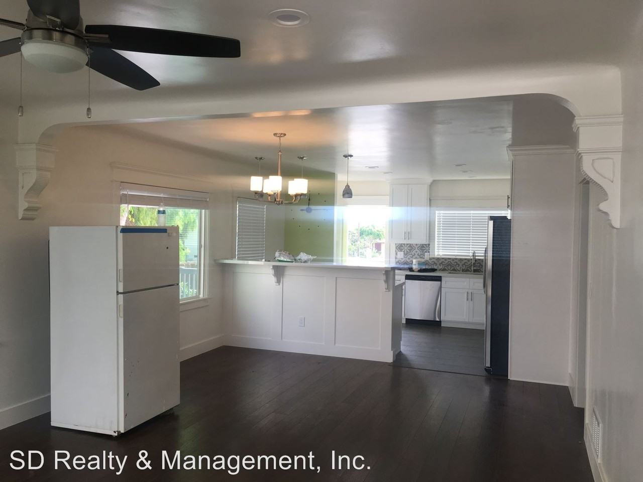 437 Dodson St - Photo 3 of 24