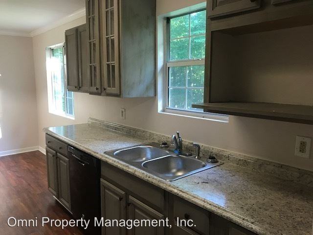 286 Pine Ln - Photo 2 of 8