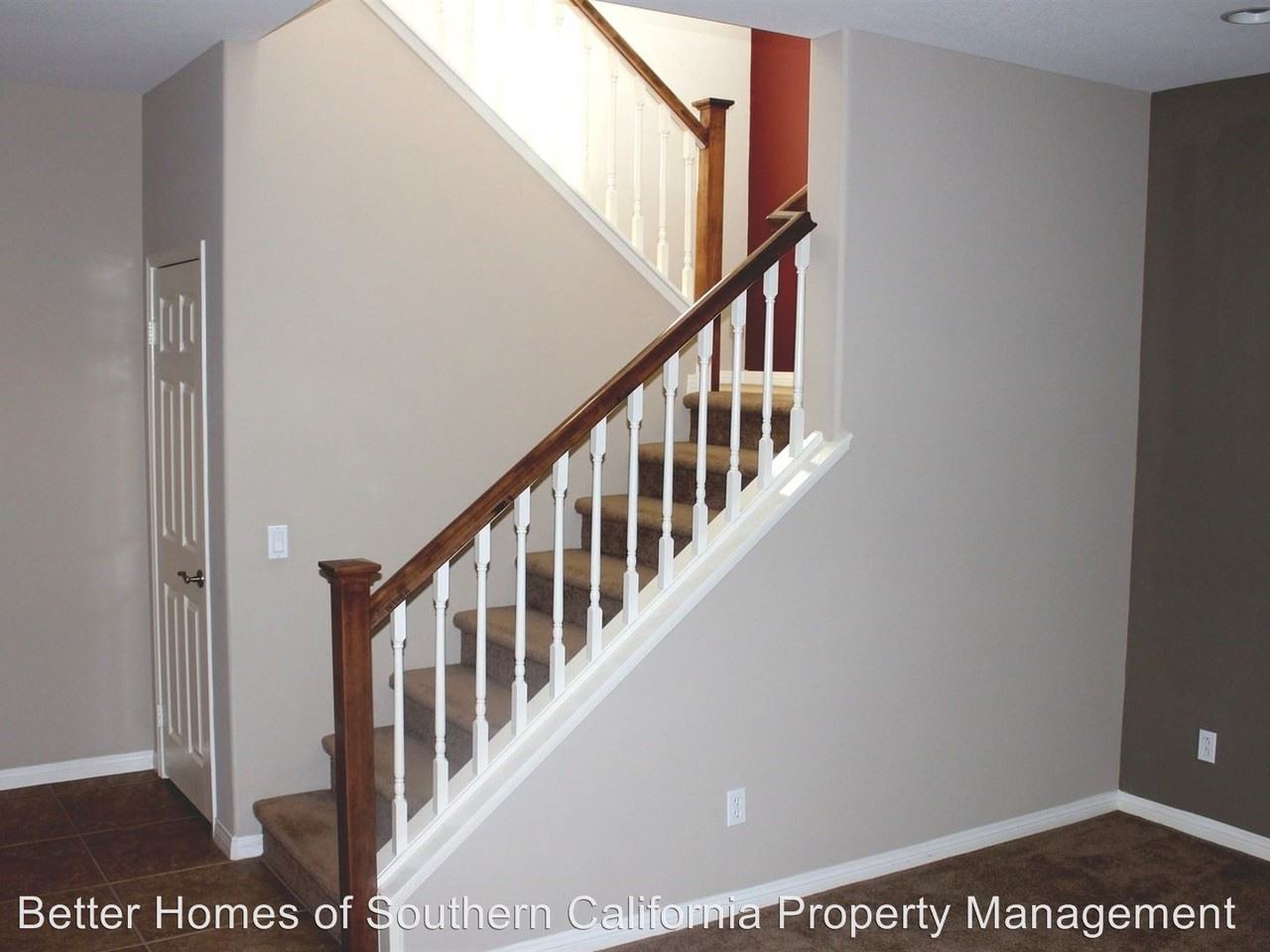 10790 Barberry Ct - Photo 3 of 26