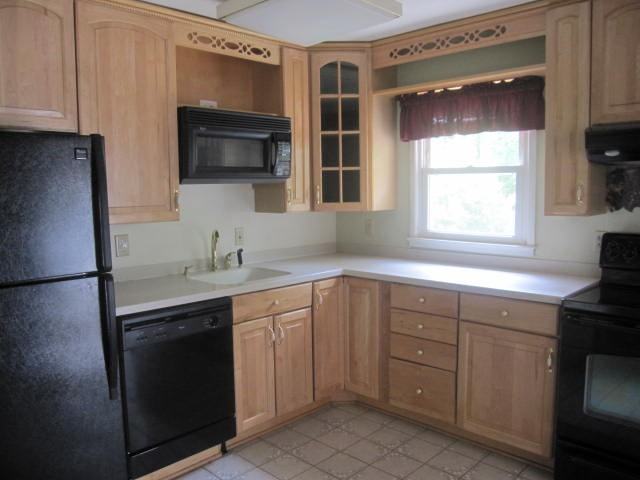 13718 Kerrydale Rd - Photo 3 of 21