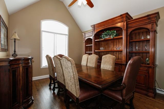 16471 Harvest Ln - Photo 2 of 20