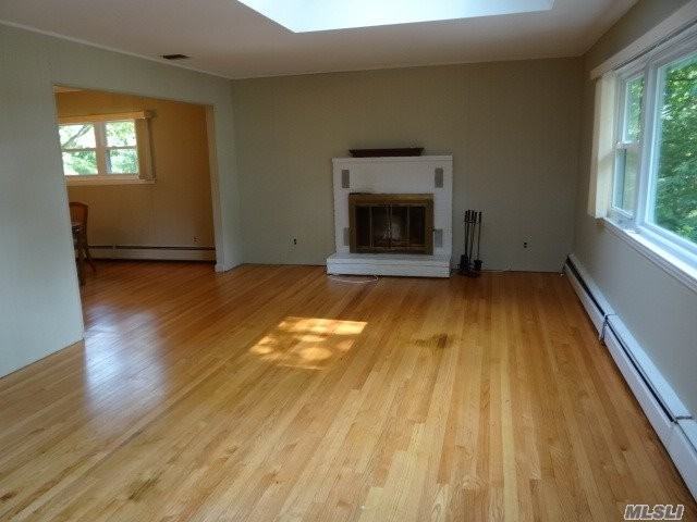 27 Westfield Dr - Photo 3 of 13