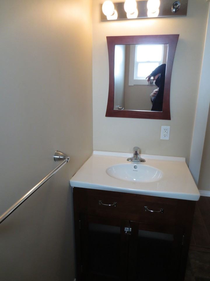 818 11th Avenue - Photo 3 of 8