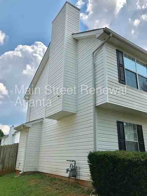 680 Compton Ln - Photo 2 of 18