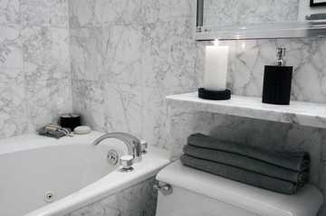 145 E 81st St #4F - Photo 2 of 5