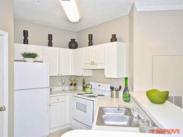 Hawthorne Gates - Photo 3 of 10