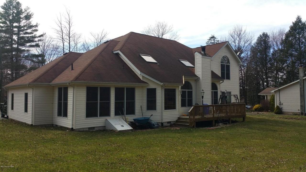 136 Cranberry Dr - Photo 3 of 6