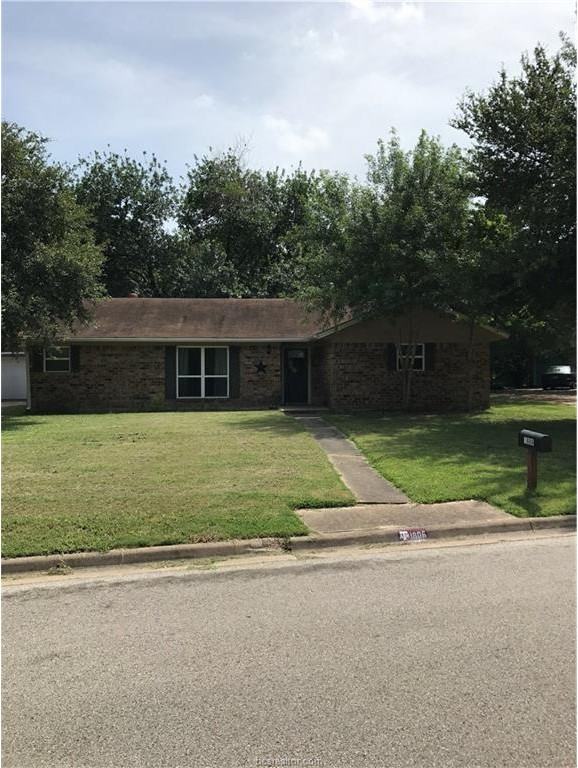 1806 Hondo Dr - Photo 2 of 15