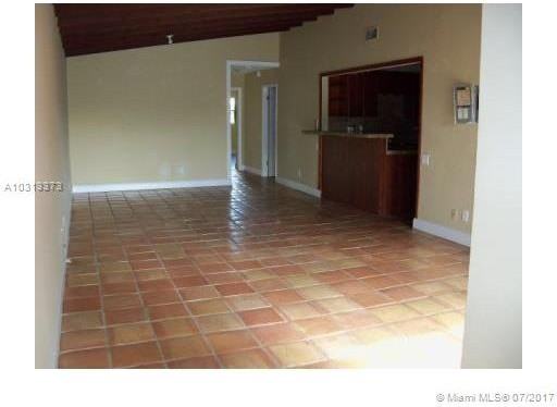 6323 SW 116th Pl - Photo 2 of 8